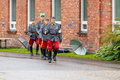 Kunniavartiosto, Ratsumieskillan Lahden Eskadroona saapui patsaalle Matti Hilskan johdolla. Muut jäsenet:  Jukka Santavuori, Pekka Hennala ja Jussi Sainio